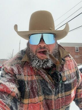 Meet your Posher, Chris